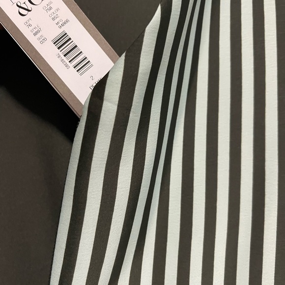 New York and Company “Eva Mendez” Dress - Picture 12 of 13